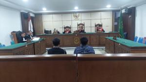 dua-terdakwa-kasus-studi-banding-dituntut.jpg