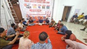 dugaan-penipuan-oknum-sales_warga-datangi-showroom-mobil.jpg