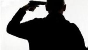 ilustrasi-bunuh-diri-dengan-tembakan_20151227_092845.jpg