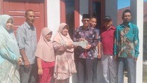 janda-miskin-di-Blang-Keude-terima-rumah-bantuan.jpg