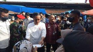 jokowi-batuphat.jpg
