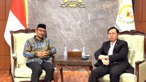 ketua-DPD-RI-dan-haji-uma-2025.jpg