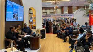 rektor-UIN-Ar-Raniry_lauching-buku-di-Jakarta.jpg