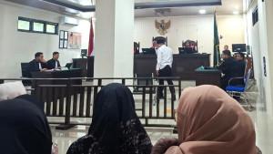 sidang-vomis-Tgk-Mawardi-ditunda.jpg