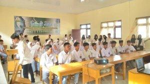 siswa-man-98786.jpg