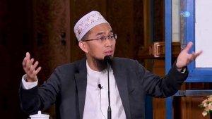 ustaz-adi-hidayat-uah.jpg