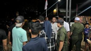 warga-gerebek-konter-pulsa-di-Langsa.jpg