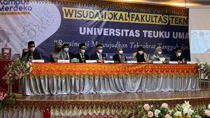 wisuda-76866.jpg