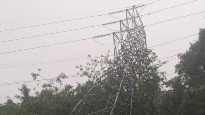 5 Tower PLN Roboh di Ruas Arun–Bireuen