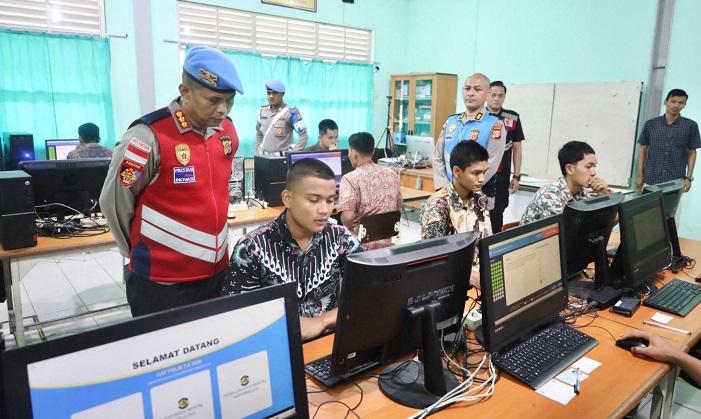 76-Calon-Taruna-Akpol-di-Aceh-Jalani-Tes-CAT-Akademik-Polda-Tekankan-Seleksi-Bersih.jpg