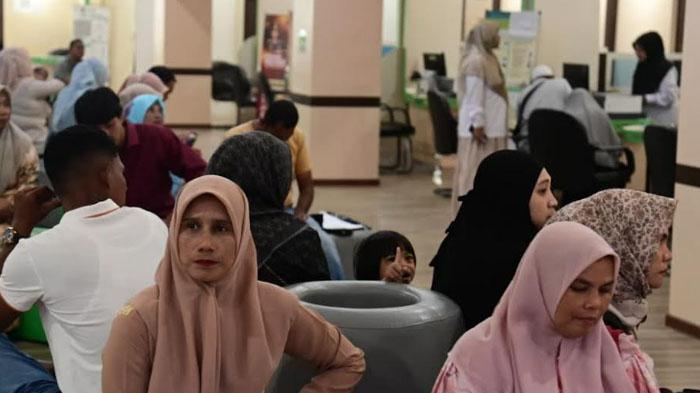 Awal Tahun, MPP Aceh Besar Ramai Dikunjungi Warga Urus Administrasi