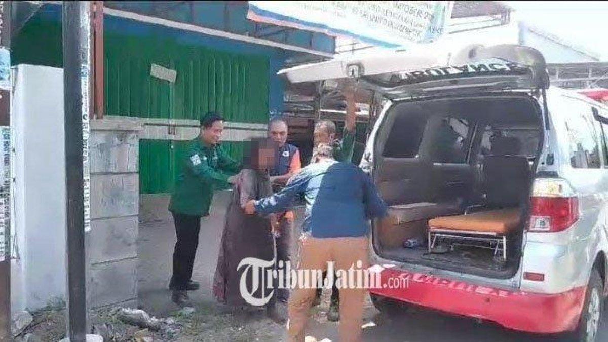 Aksi-sesama-Orang-Dalam-Gangguan-Jiwa-ODGJ-kepergok-hendak-mesum-di-Jember.jpg