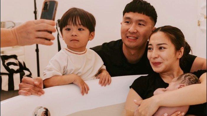 Aktris-Nikita-Willy-melahirkan-anak-keduanya-Ia-didampingi-suami-dan-anak-sulungnya.jpg