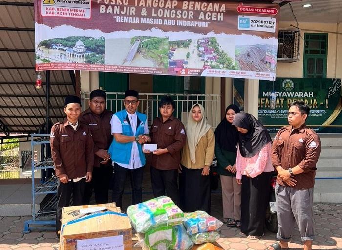 Anggota DPRK Aceh Besar A Sabur Salurkan Bantuan untuk Korban Banjir dan Longsor