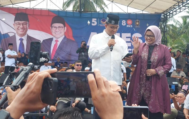 Anies-Saweu-Aceh4.jpg