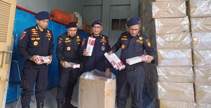 BC-Aceh-gagalkan-penyelundupan-15-juta-rokok-ilegal.jpg