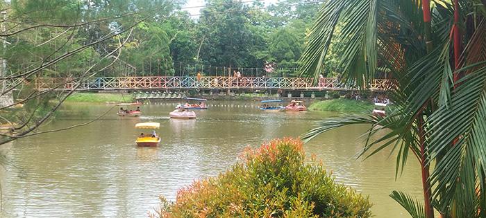Jelang Berakhirnya Libur Panjang Idul Fitri, Hutan Kota Langsa Masih Dipadati Wisatawan
