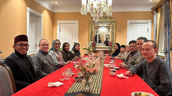 Buka-Bersama-di-Oslo-Ketua-TASTAFI-dan-Dubes-RI-Bahas-Situasi-Terkini-dan-Kepedulian-untuk-Aceh.jpg