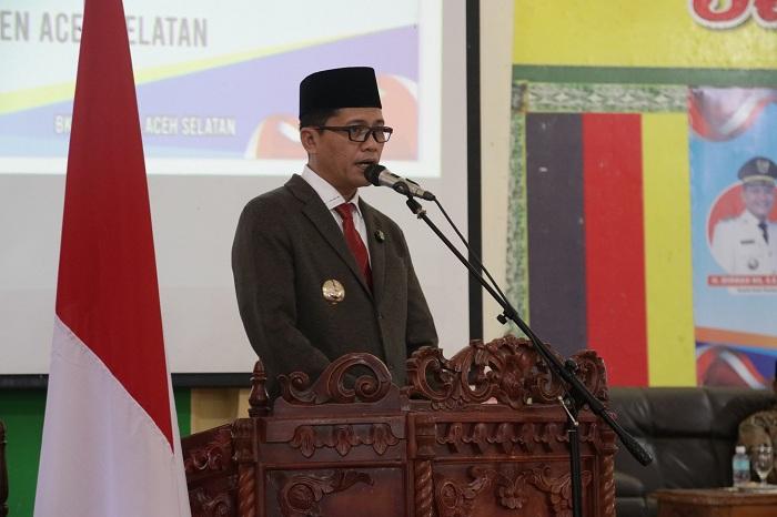 Bupati-Aceh-Selatan-Mirwan-headshoot.jpg