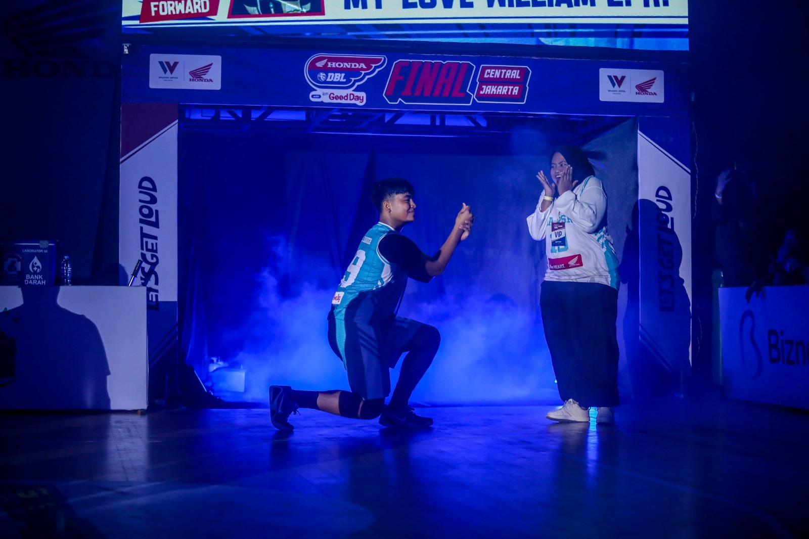 Para guru adalah sosok yang tanpa henti mengawal perjalanan pelajar Indonesia, termasuk para student athlete yang setiap hari berusaha menyeimbangkan akademik dan prestasi.