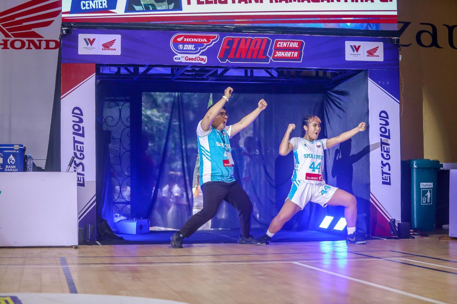 Para guru adalah sosok yang tanpa henti mengawal perjalanan pelajar Indonesia, termasuk para student athlete yang setiap hari berusaha menyeimbangkan akademik dan prestasi.