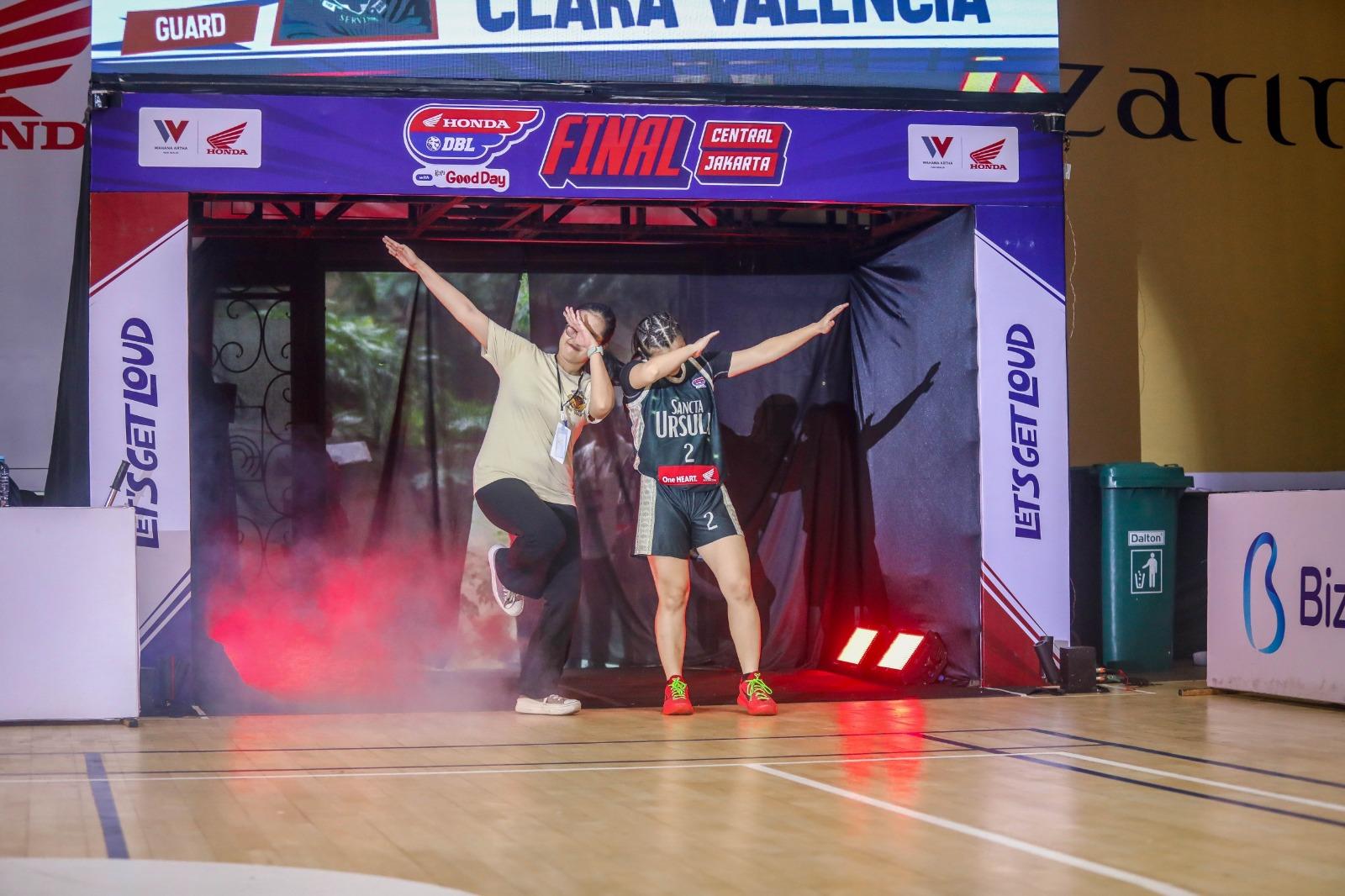 Para guru adalah sosok yang tanpa henti mengawal perjalanan pelajar Indonesia, termasuk para student athlete yang setiap hari berusaha menyeimbangkan akademik dan prestasi.