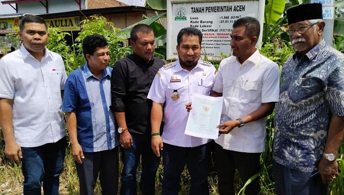 Komisi III DPRA Tinjau Lahan Hibah Pemprov untuk Bangunan Pos Damkar Di Kutabaro Aceh Besar