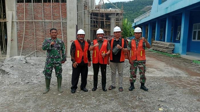 Dandim-Aceh-Selatan-Tinjau-Progres-Pembangunan-SMK-Labuhanhaji-Tengah.jpg