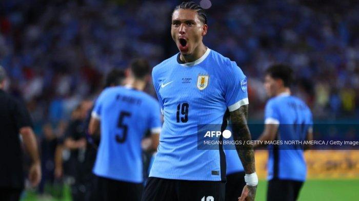 Darwin-Nuñez-dari-Uruguay-melakukan-selebrasi-usai-cetak-gol-di-Copa-America-2024.jpg