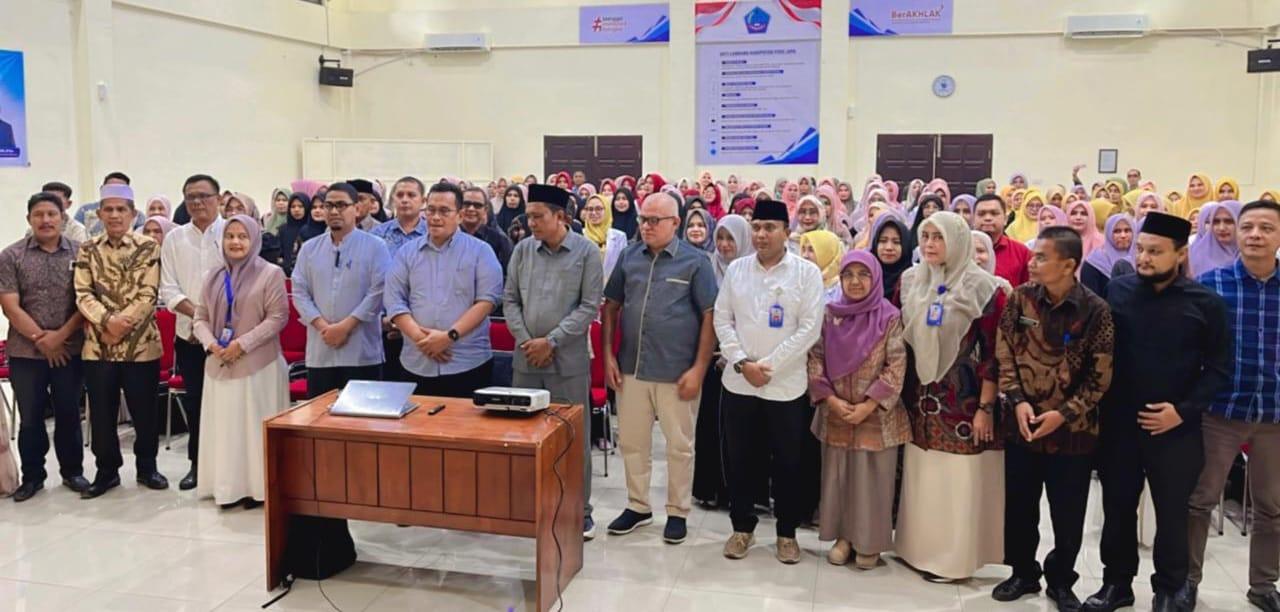 250 Peserta Dinkes KB Pidie Jaya Gelar Rapimkes, Tekankan Peran Bides Lebih Penting 