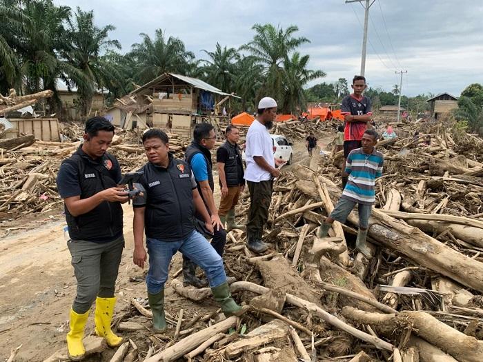 Direktur-Tipidter-Bareskrim-menemukan-indikasi-pembukaan-lahan-di-hutan-lindung-secara-ilegal.jpg