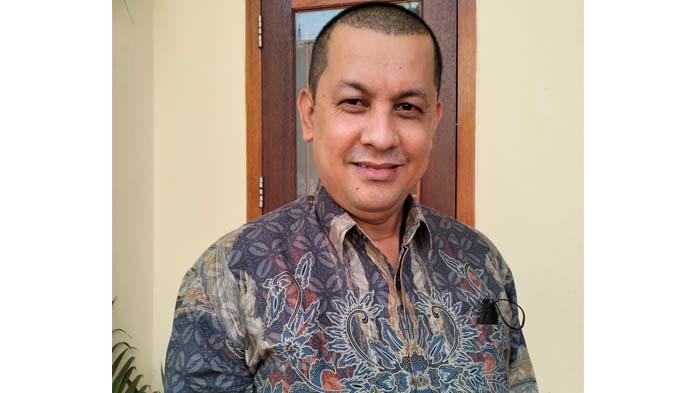 Dr-Iswadi-MPd-Dosen-Universitas-Esa-Unggul-Jakarta.jpg