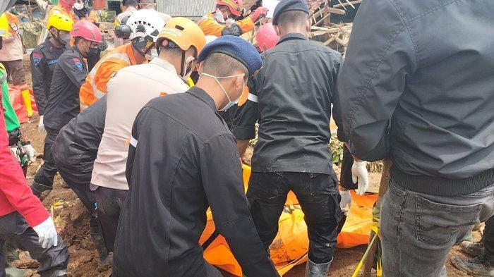 Dua-jenazah-korban-gempa-Cianjur-Jawa-Barat.jpg