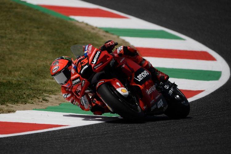 Ducati-Lenovo-Team-Italian-rider-Francesco-Bagnaia-rides.jpg