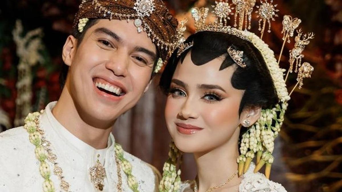 El-Rumi-dan-Syifa-Hadju-yang-menikah-dan-resmi-jadi-suami-istri-pada-26-April-2026.jpg