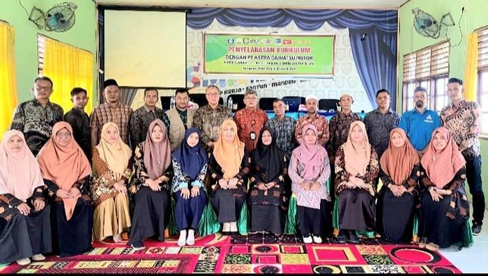 SMKN 1 Simpang Ulim Rancang Penyelarasan Kurikulum Bersama PT Astra Daihatsu Motor