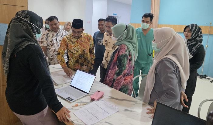 Haji-Uma-kunjungi-RSUD-Teuku-Umar-Aceh-Jaya_2025.jpg