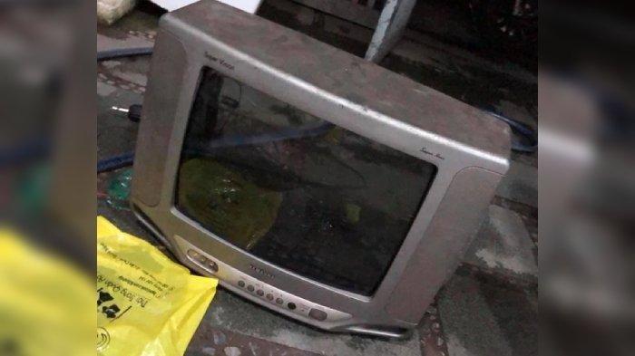 Istri Jual TV Bekas Rp 42 Ribu, Suami Tercengang Ternyata Ada Tabungan Rahasia Rp 214 Juta di Dalam