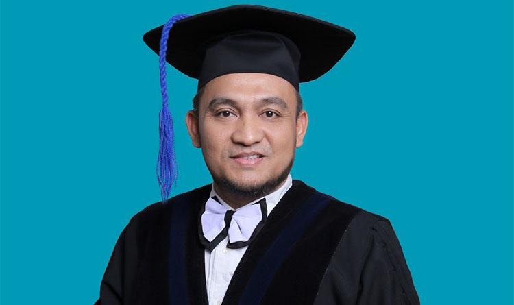 Sosok Iskandar, Anak Langsa dengan Segudang Prestasi yang Kini Dikukuhkan Sebagai Guru Besar USK