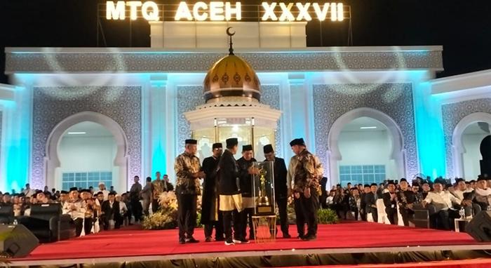 Aceh Besar Juara Umum MTQ Aceh, Borong 14 Juara Satu, Tuan Rumah Peringkat  Tiga - Serambinews.com