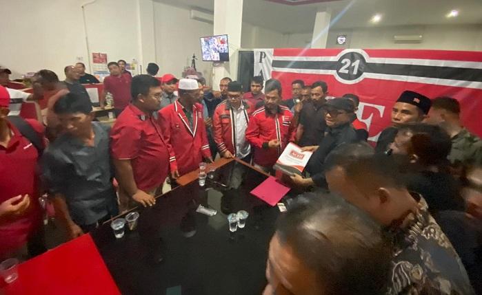 Dapat Restu Wali Nanggroe, Jufri Hasanuddin Resmi Mendaftar Calon Bupati Abdya ke DPP PA