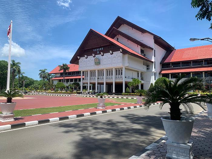 Kantor-Gubernur-Aceh-2111.jpg