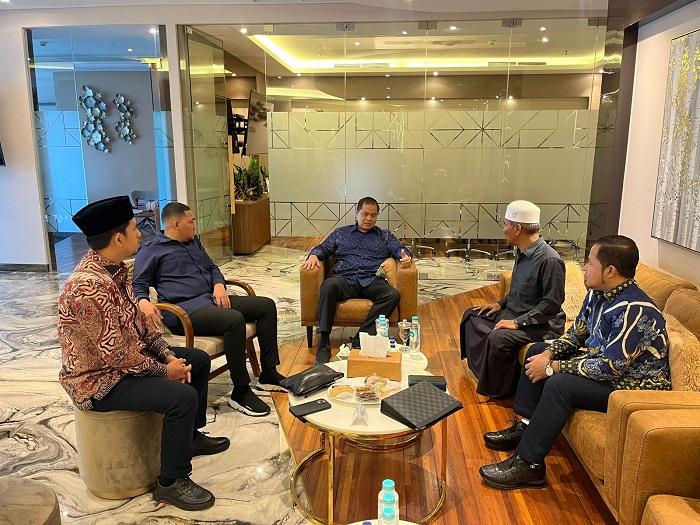 Tu Sop dan Pimpinan DPW NasDem Aceh Bertemu di Jakarta, Bahas Perkembangan Daerah
