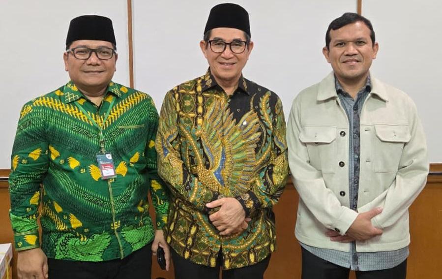 Ketua-Umum-bersama-Wakil-Gubernur-Aceh-Fadhlullah-dan-Ketua-PWSI-Aceh.jpg