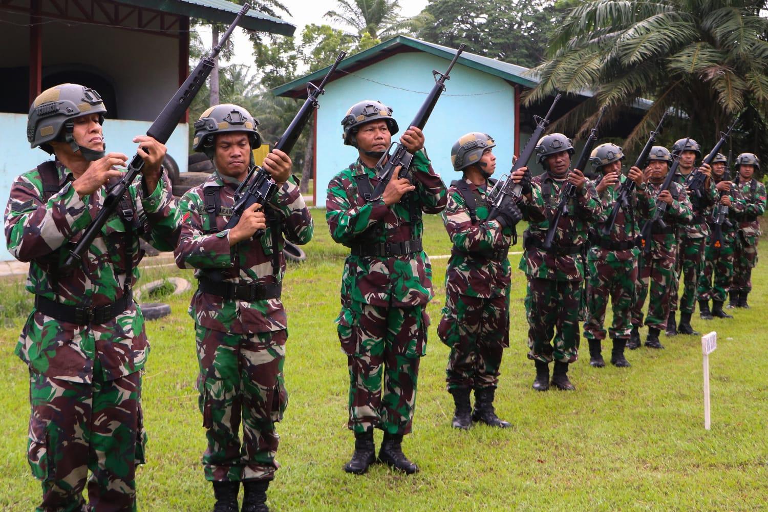 Jaga Kemampuan Prajurit, Kodim Aceh Timur Gelar Latihan Menembak di Markas Raider