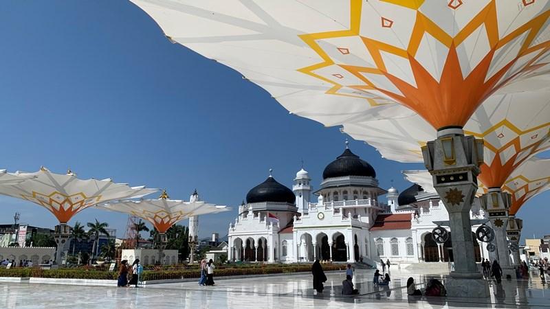 Kondisi-terbaru-payung-elektrik-Masjid-Raya-Baiturrahman-Banda-Aceh.jpg
