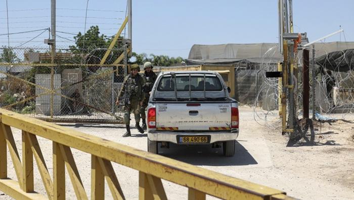 Pemuda Palestina Coba Panjat Pagar Perbatasan, Pasukan Israel Langsung Lepaskan Tembakan