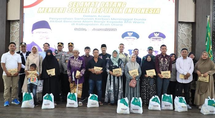 Mensos-janji-negara-dampingi-korban-banjir.jpg