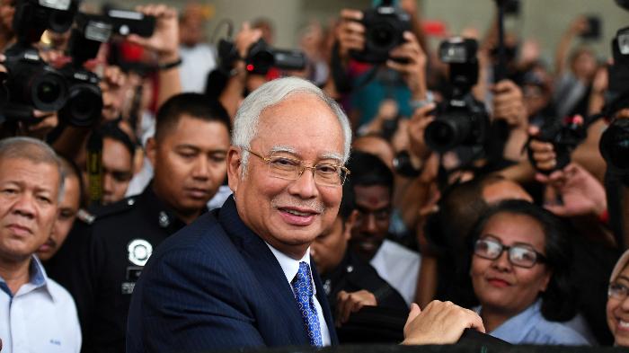 Najib-Razak-menjadi-mantan-PM-Malaysia-pertama-yang-dijebloskan-ke-dalam-penjara.jpg