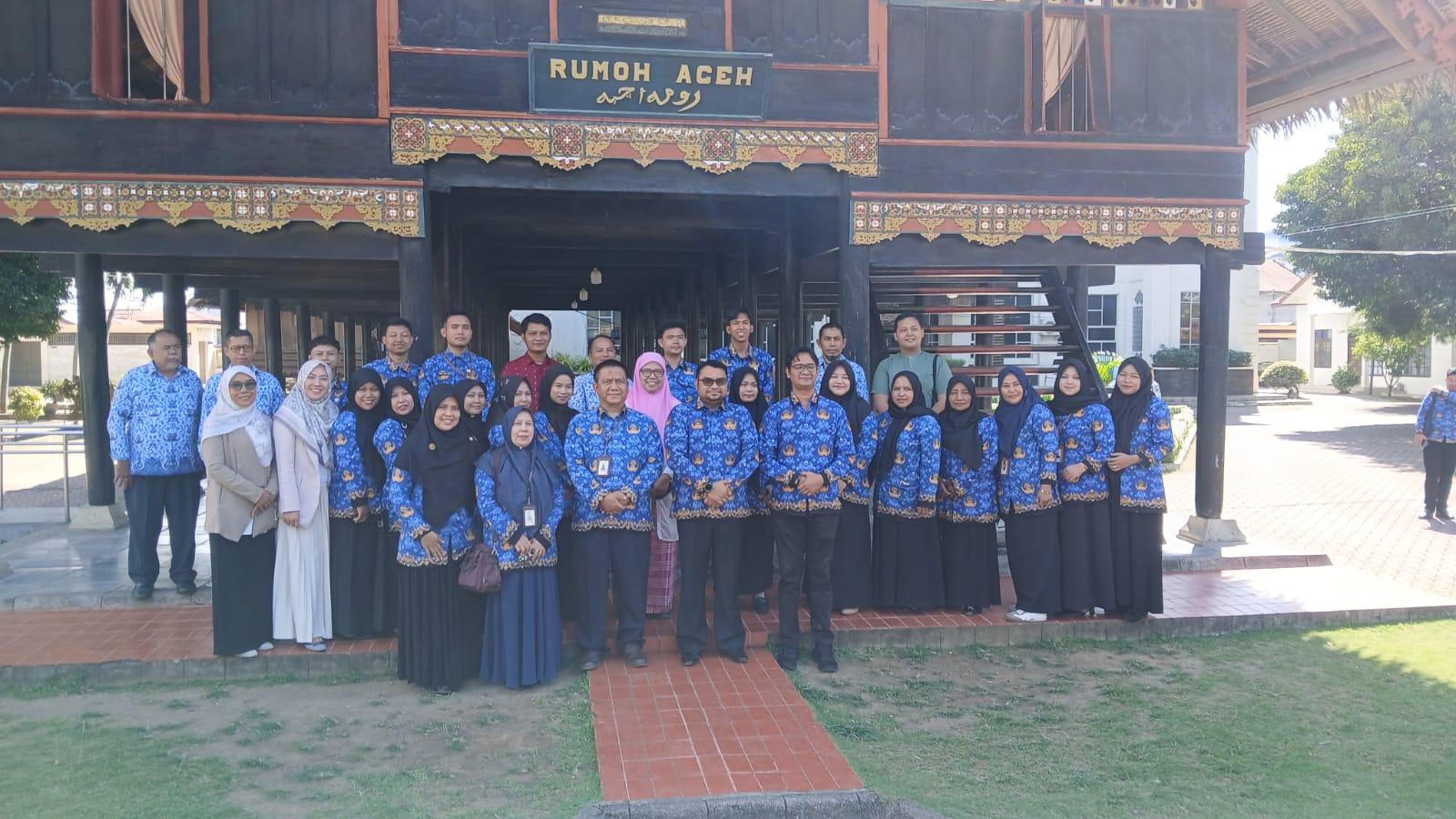 Pameran-Rumah-Aceh-Dibuka_Kadisbudpar_Ajang-Belajar-Sejarah-Warisan-Aceh.jpg